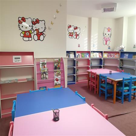 بخش کودک کتابخانه